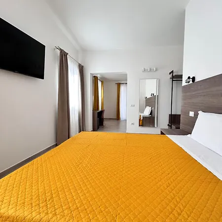 Su Montecitoriu 3* Тортоли