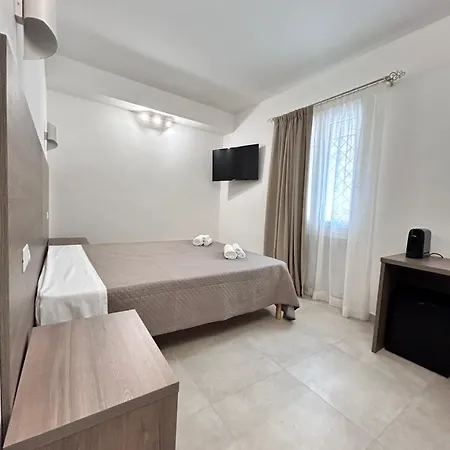 Su Montecitoriu Тортоли