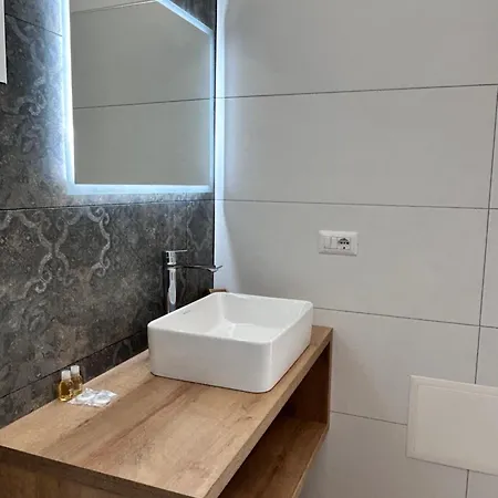 Su Montecitoriu Гостевой дом Тортоли