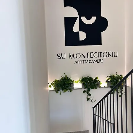 Su Montecitoriu 3*