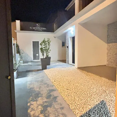 Гостевой дом Su Montecitoriu 3*