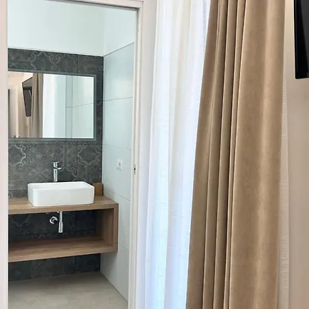 Su Montecitoriu Gæstehus 3*